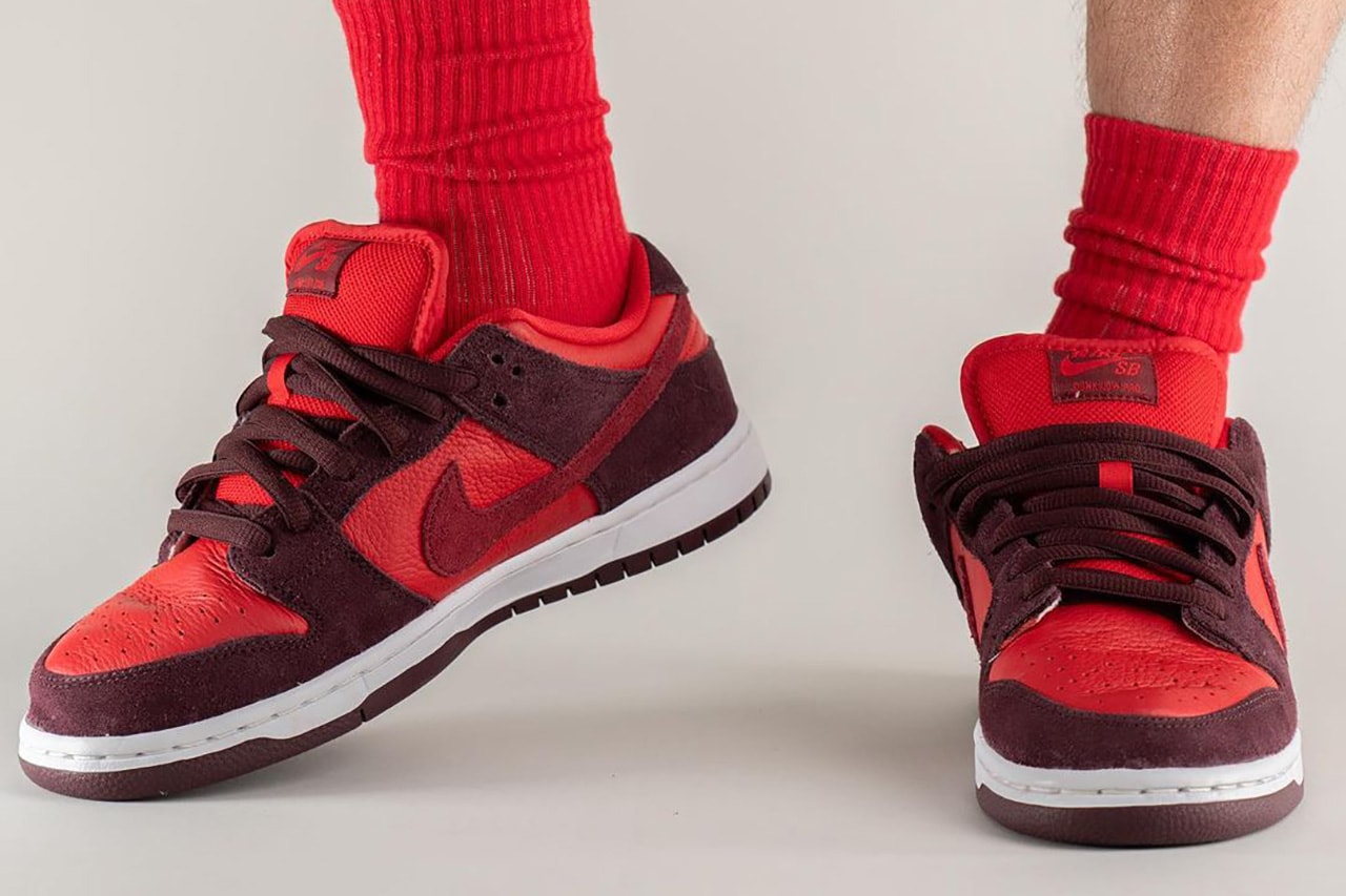 Nike SB Dunk Low Cherry