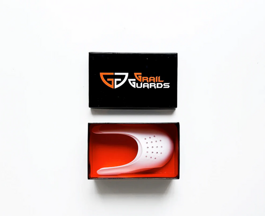 Grail Guards Crease Preventor