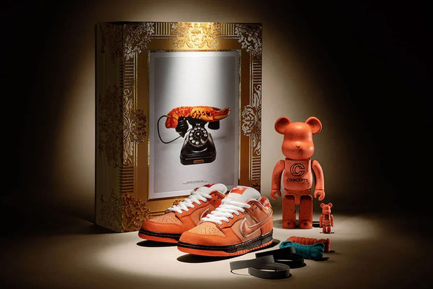 Nike SB Dunk Low Concepts Orange Lobster (Special Box) with Bearbrick