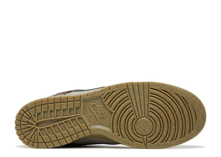 Nike Dunk Low Safari Golden Moss